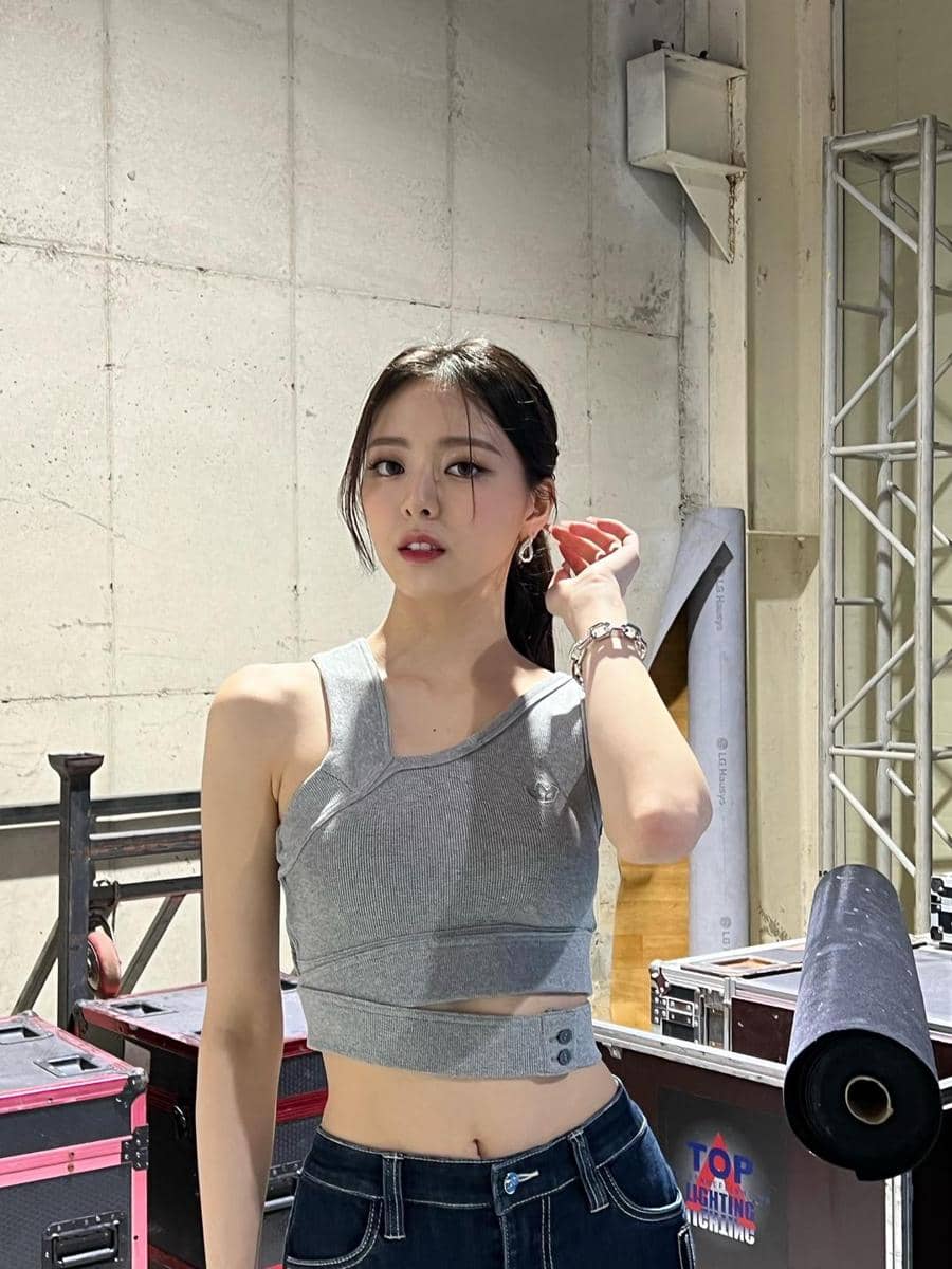 instagram.com/@itzy.all.in.us