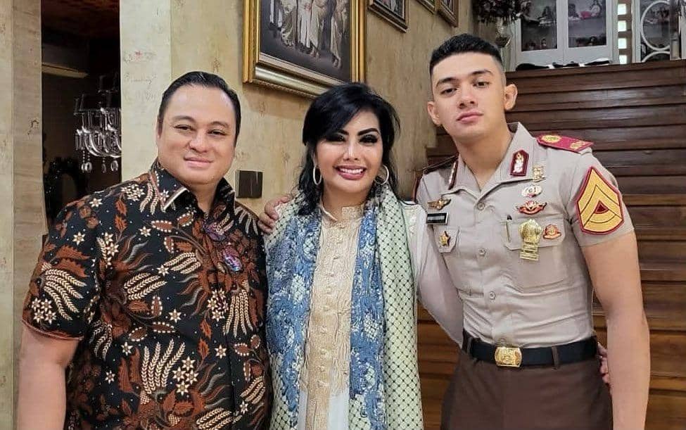 instagram.com/mayamirandaambarsari