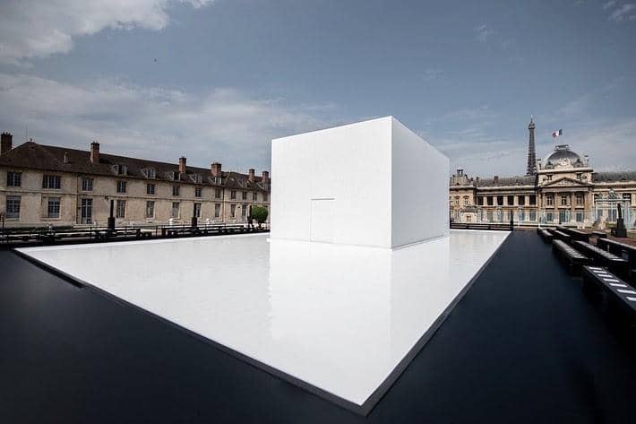 instagram.com/givenchy