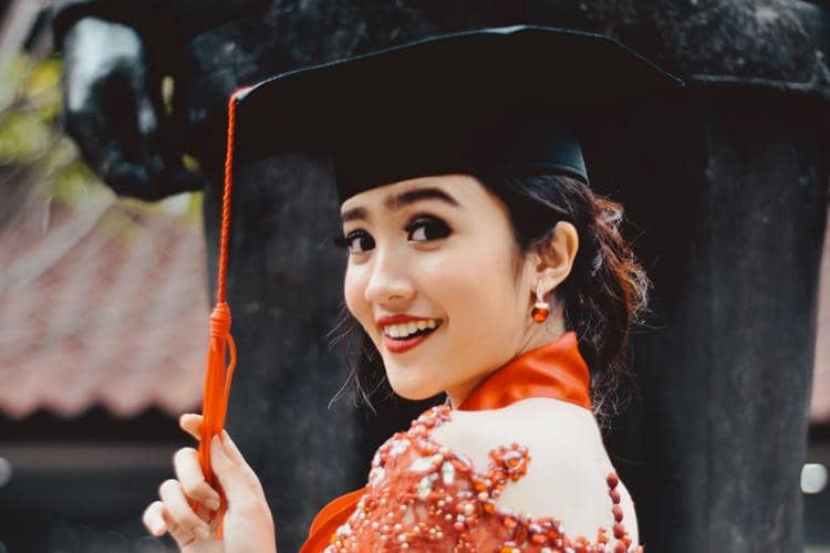 instagram.com/febbyrastanty