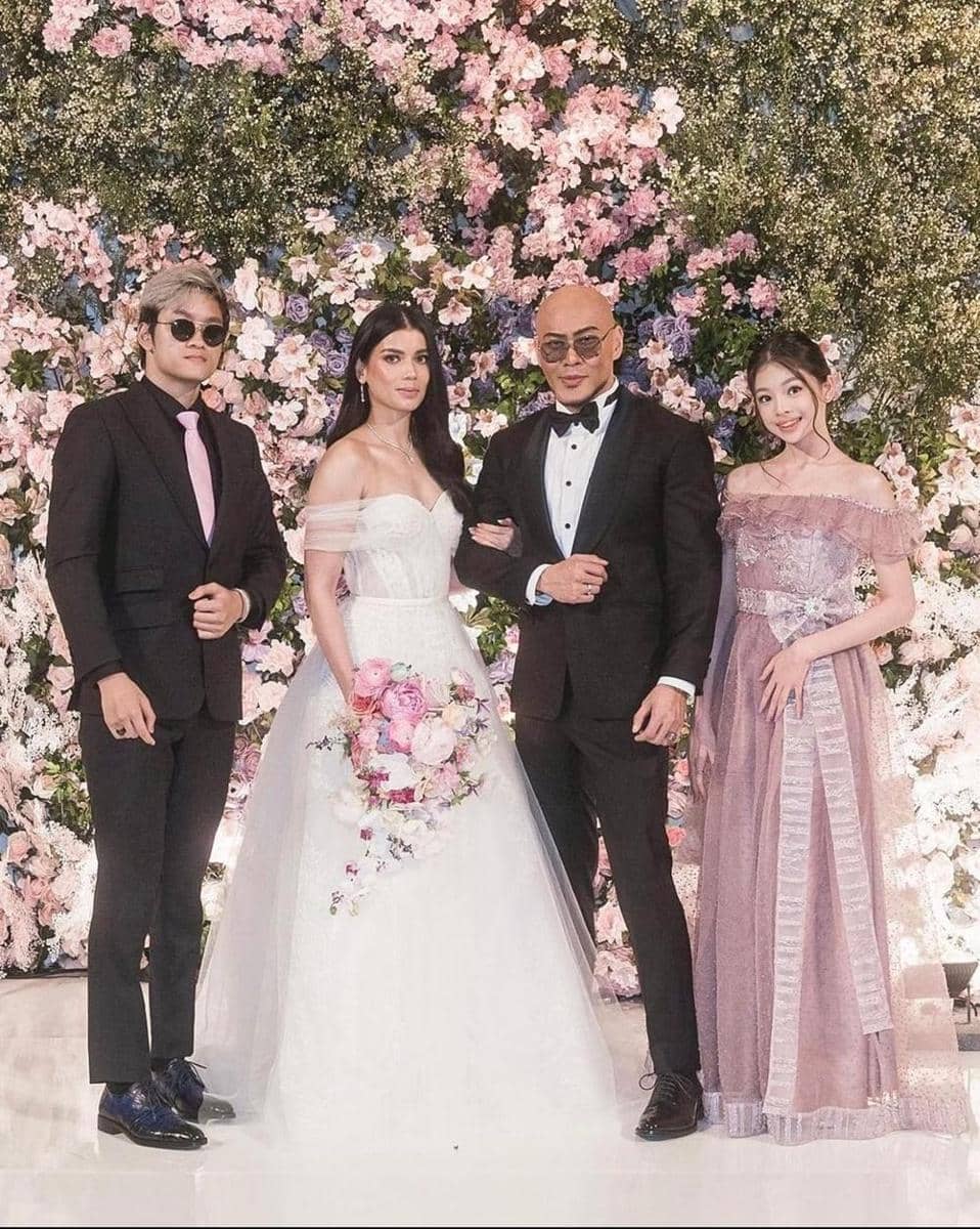 instagram.com/sabrinachairunnisa_