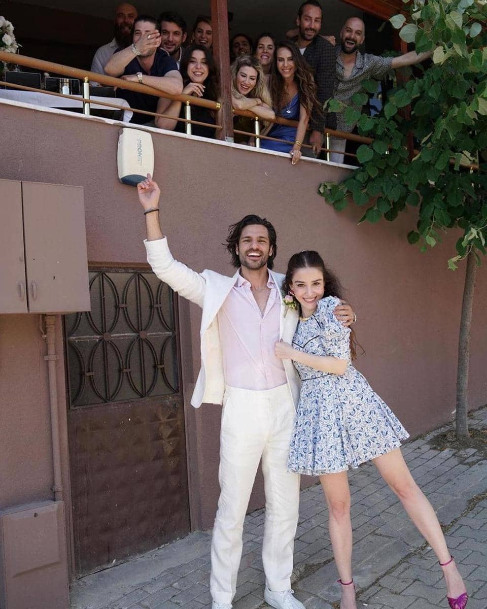 Instagram.com/Ozgecangurelofficial