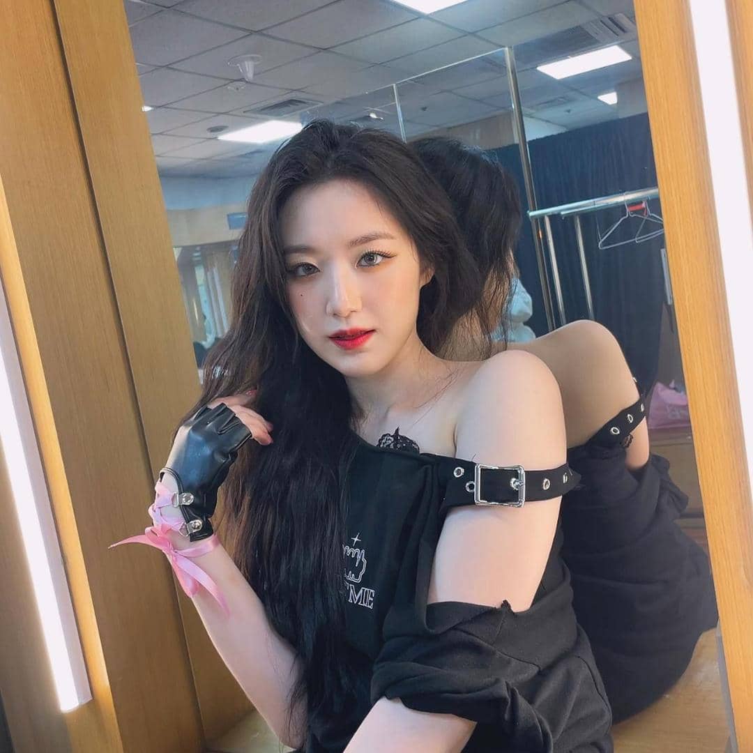 instagram.com/yeh.shaa_