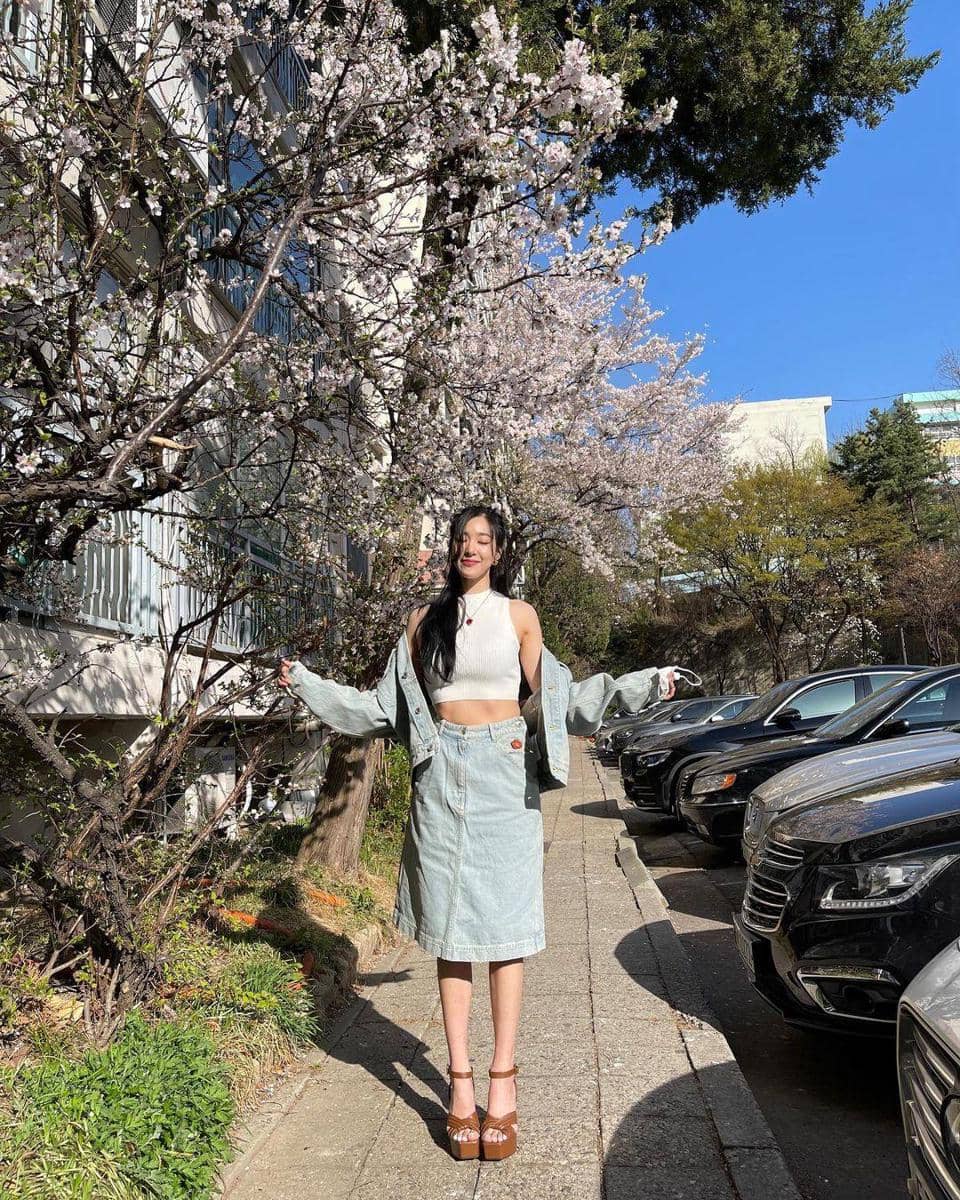 instagram.com/tiffanyyoungofficial