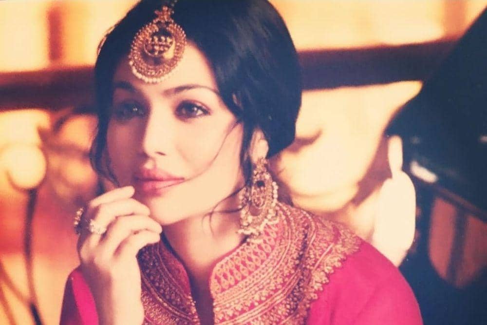 instagram.com/ayeshatakia