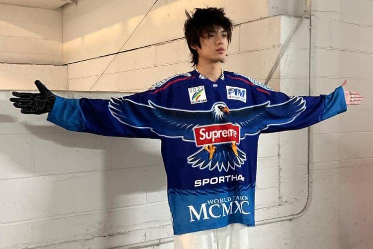 instagram.com/warrenhue