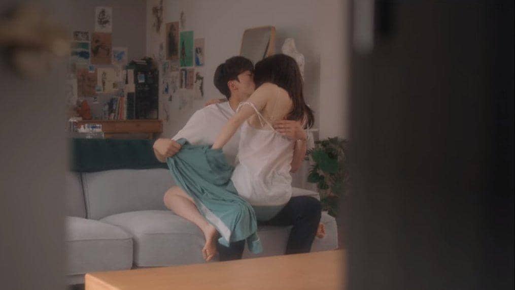 twitter.com/@iconickdramas