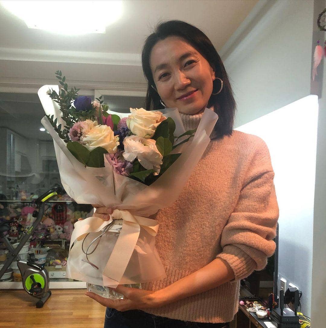 instagram.com/kimjooryoung