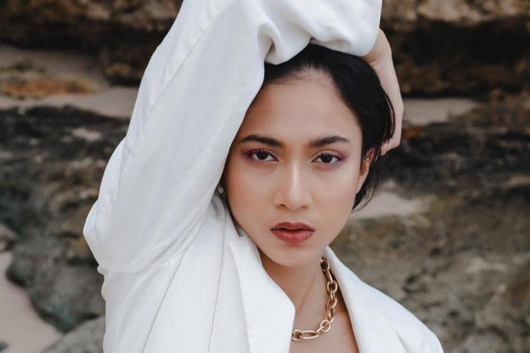 instagram.com/aghninyhaque