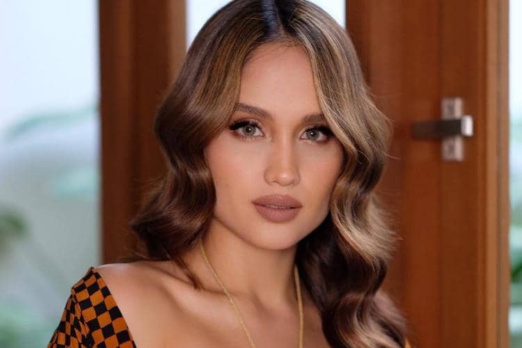 instagram.com/claurakiehl