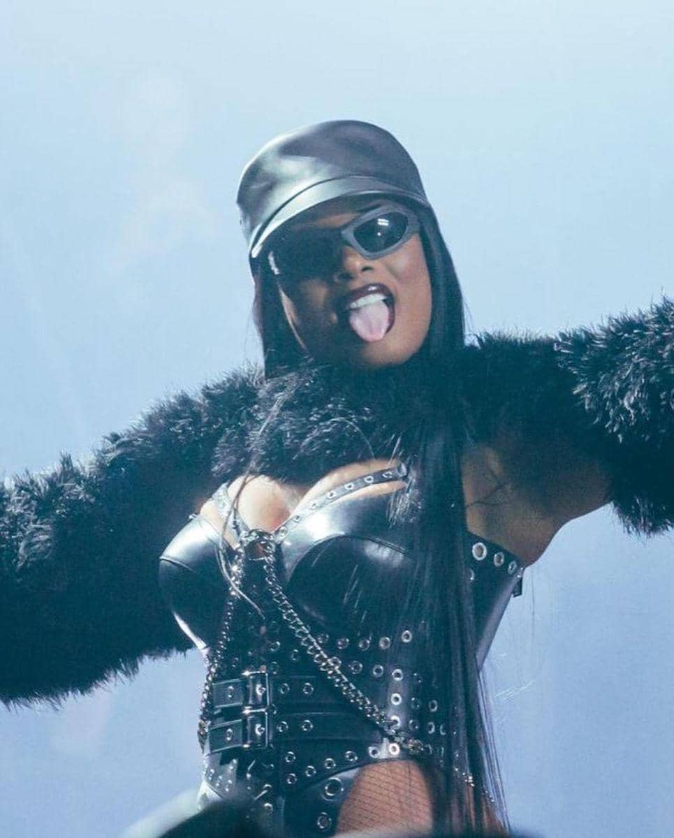 instagram.com/theestallion