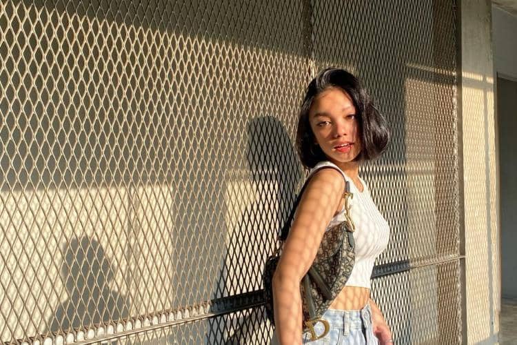 instagram.com/naura.ayu