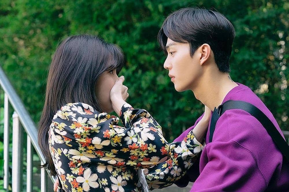 Instagram.com/jtbcnevertheless