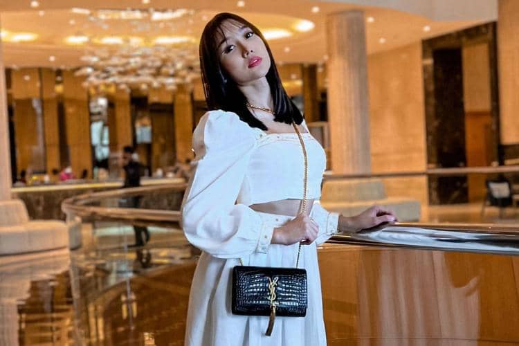 instagram.com/lucintaluna_manjalita