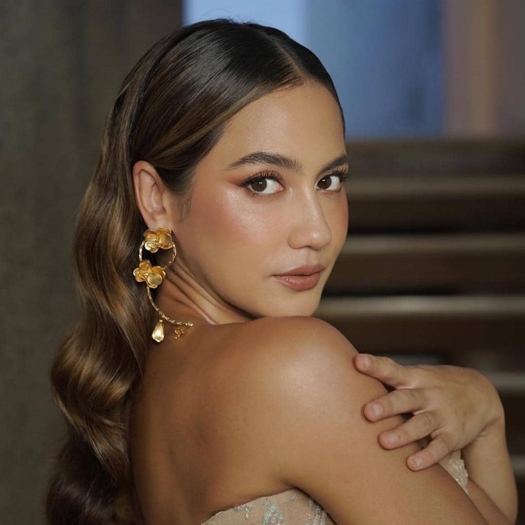 instagram.com/pevpearce