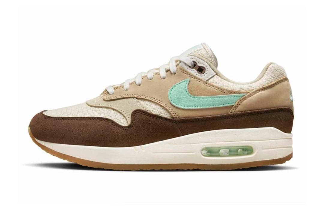 instagram.com/hypebeastkicks