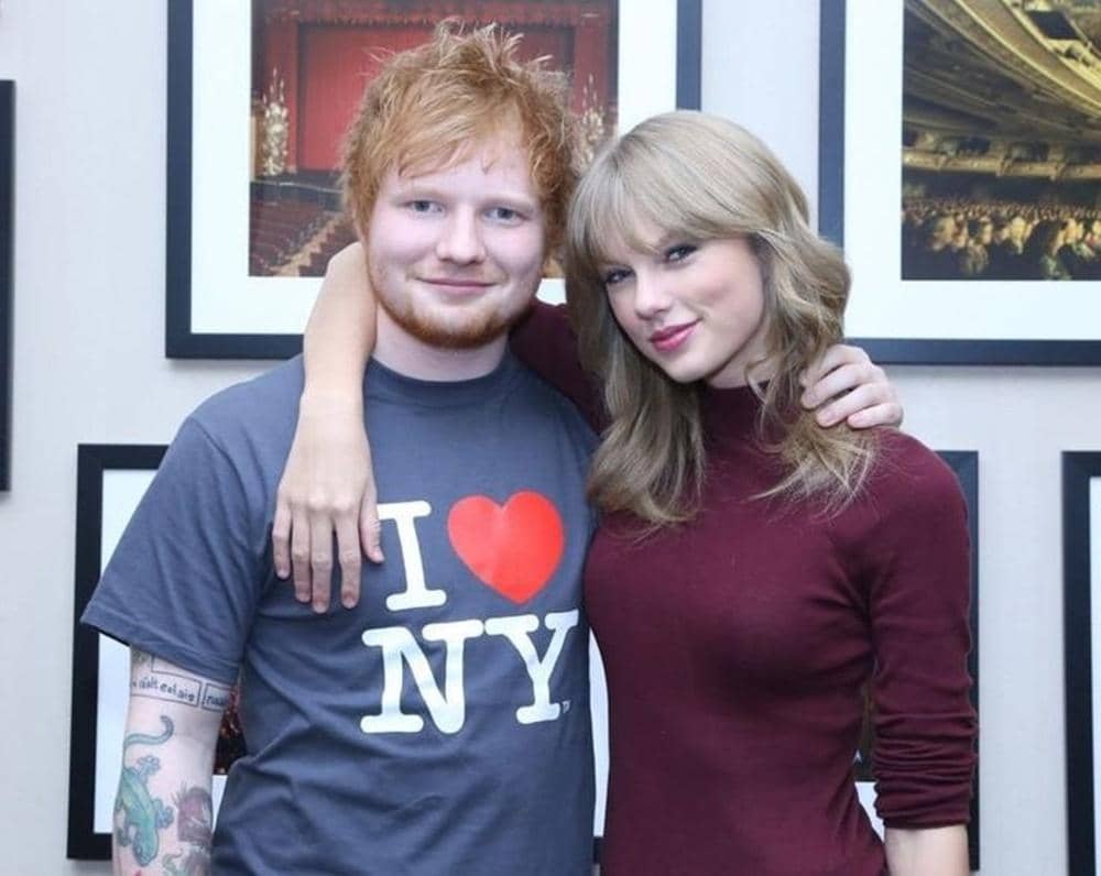 /twitter.com/TSwiftWRLD