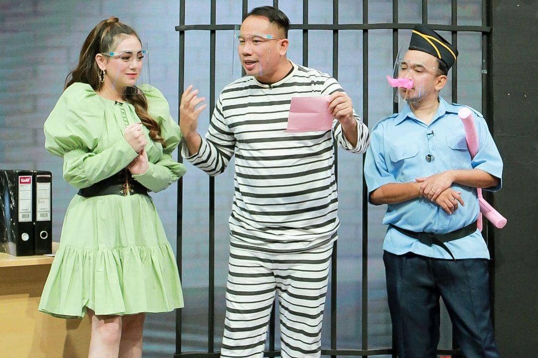 instagram.com/celine_evangelista