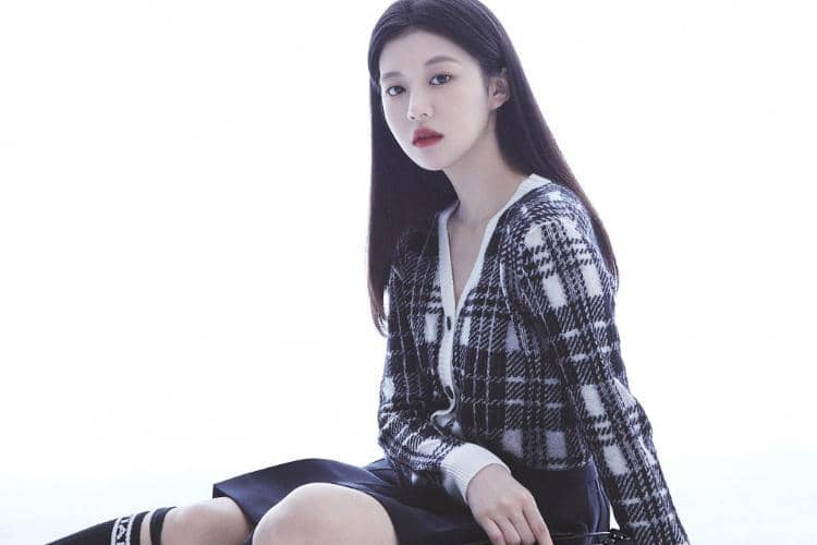 instagram.com/goyounjung