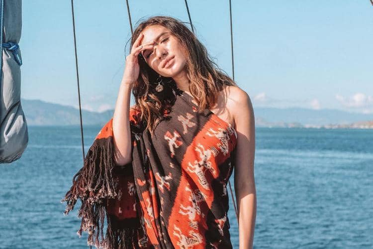 instagram.com/achasinaga