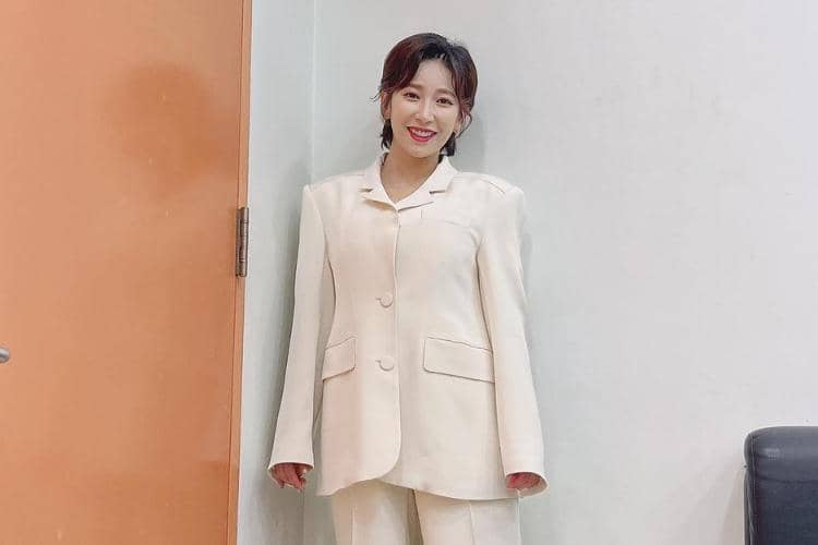 instagram.com/kotvely