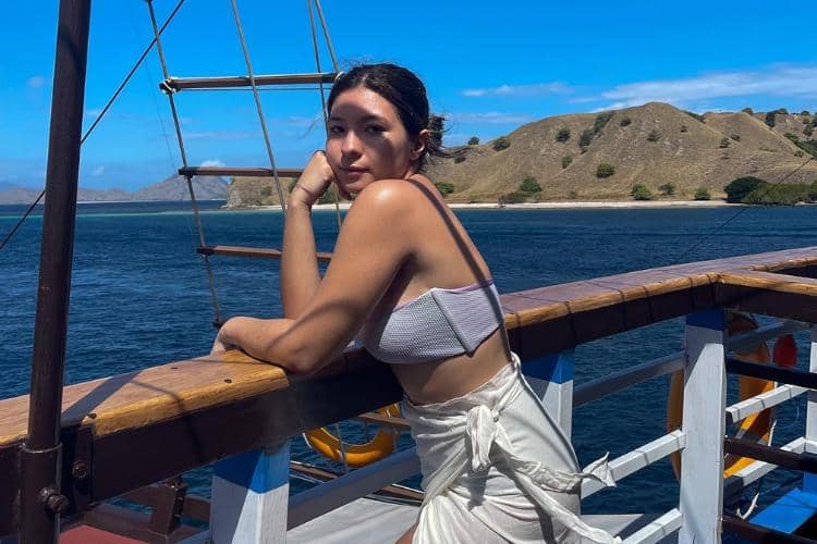 instagram.com/sharazaaa