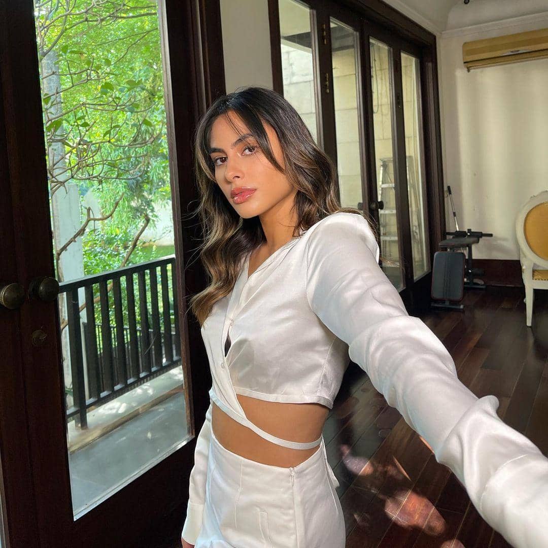 instagram.com/valerieethomas