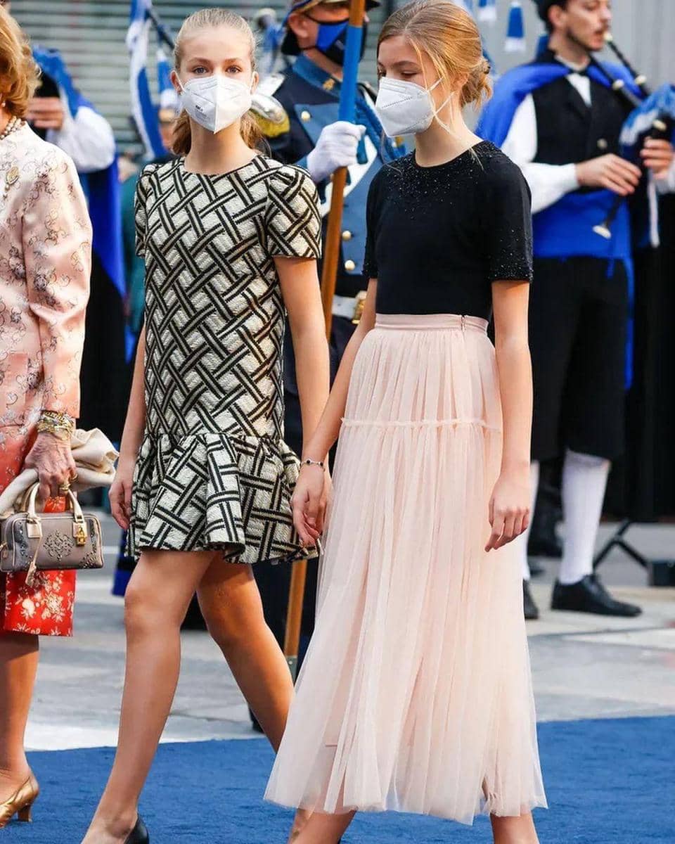 instagram.com/infantas_leonor_and_sofia_