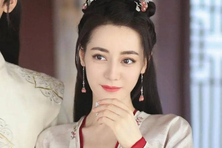 instagram.com/dilraba_063