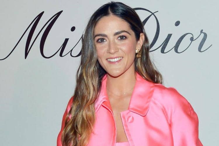 instagram.com/isabellefur