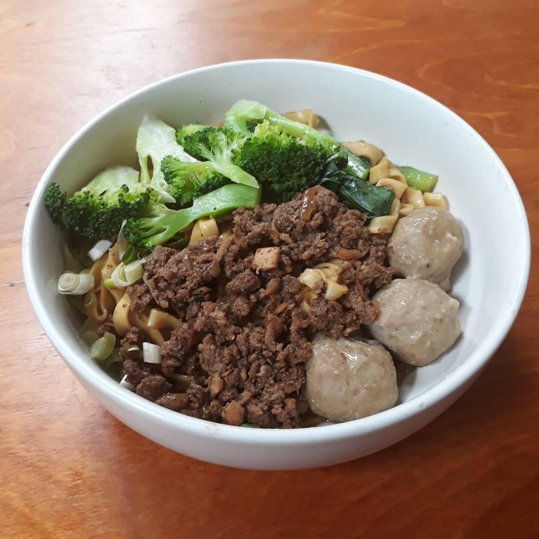 instagram.com/miekeritingluwes