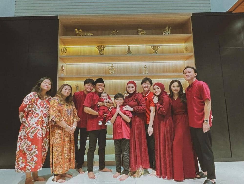 Instagram.com/rizkyfbian