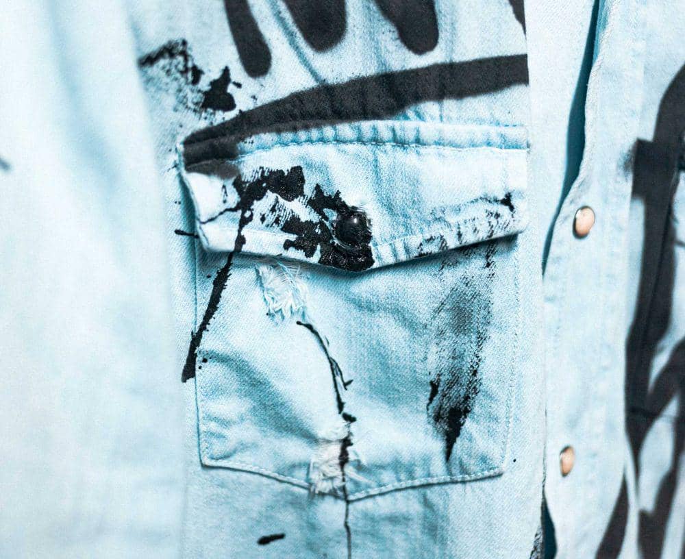 ilustrasi noda getah di pakaian 