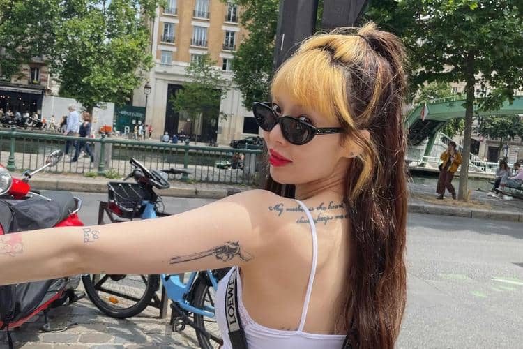 instagram.com/hyunah_aa