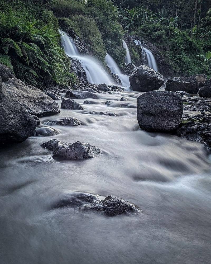 instagram.com/simplugh_