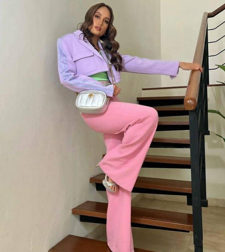 instagram.com/claurakiehl