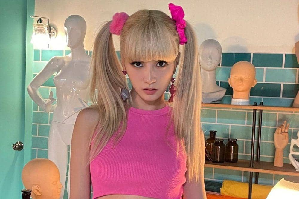 instagram.com/__yoonbomi__