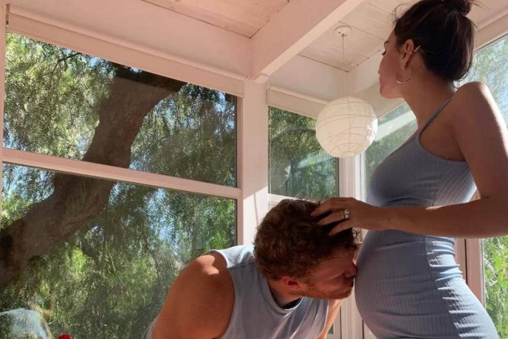 instagram.com/emrata