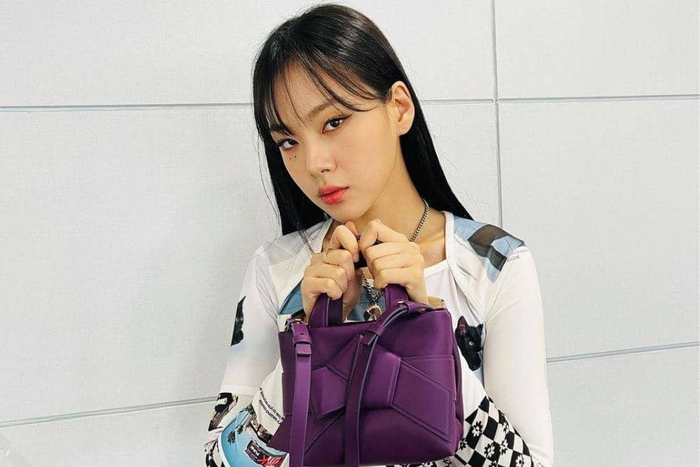 instagram.com/nakedbibi