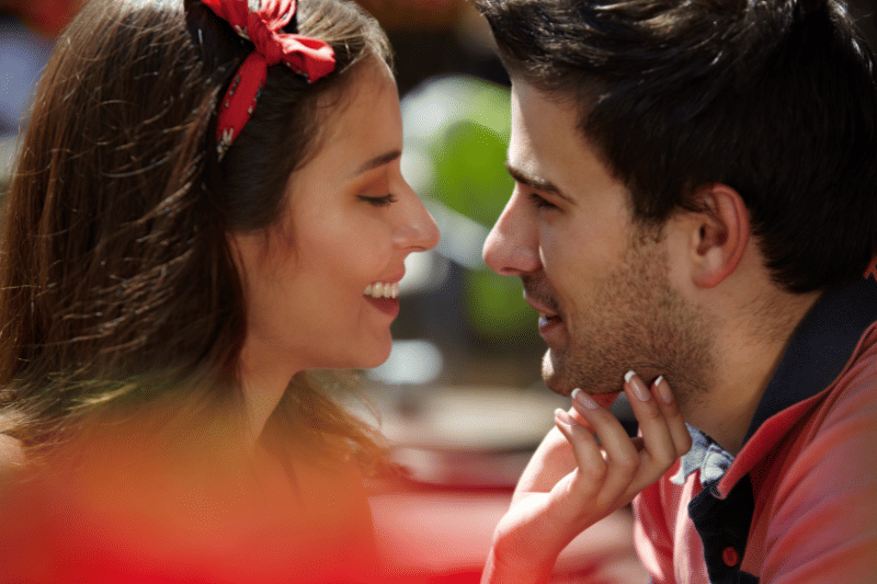 Ciuman yang tidak dibalas sebagai jenis ciuman yang dibenci pria