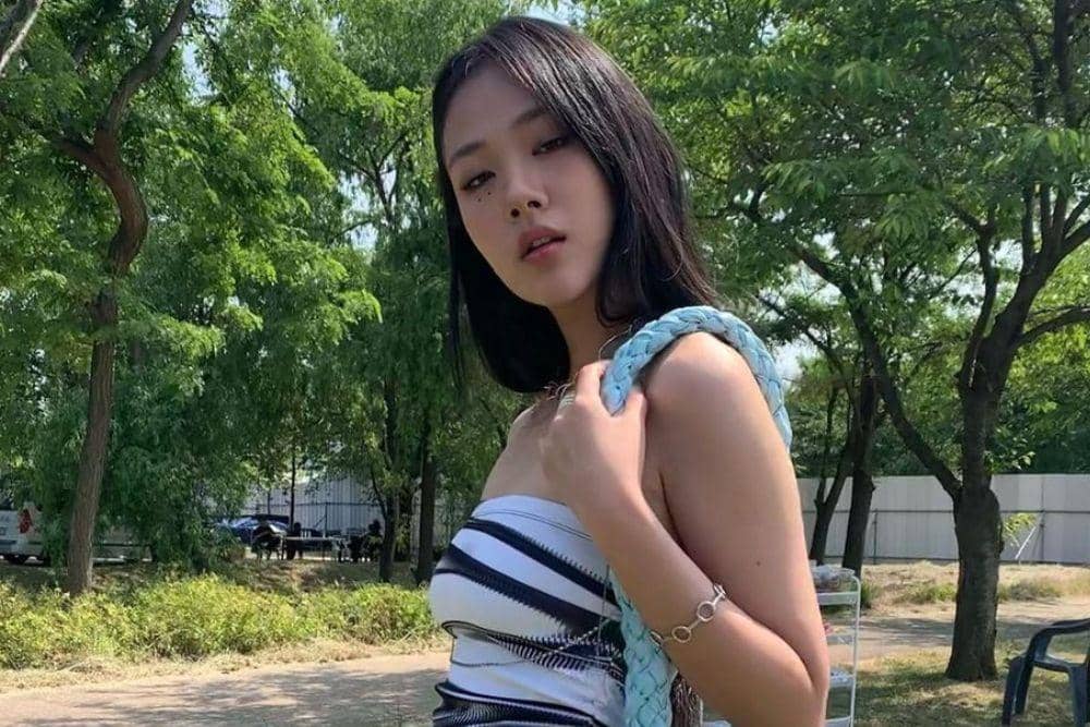 instagram.com/nakedbibi