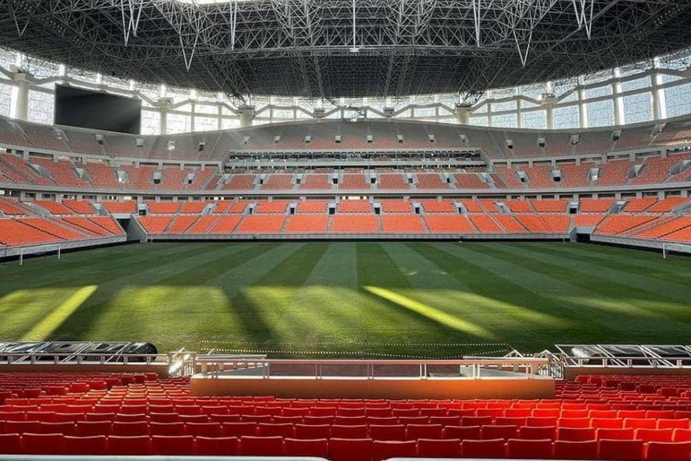 instagram.com/jakintstadium