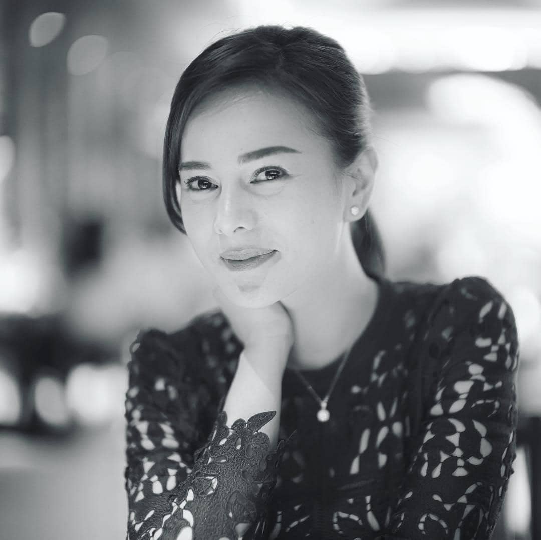 instagram.com/astridtiar127