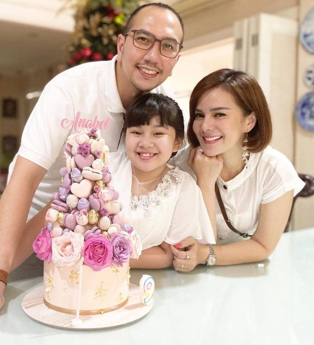 instagram.com/astridtiar127