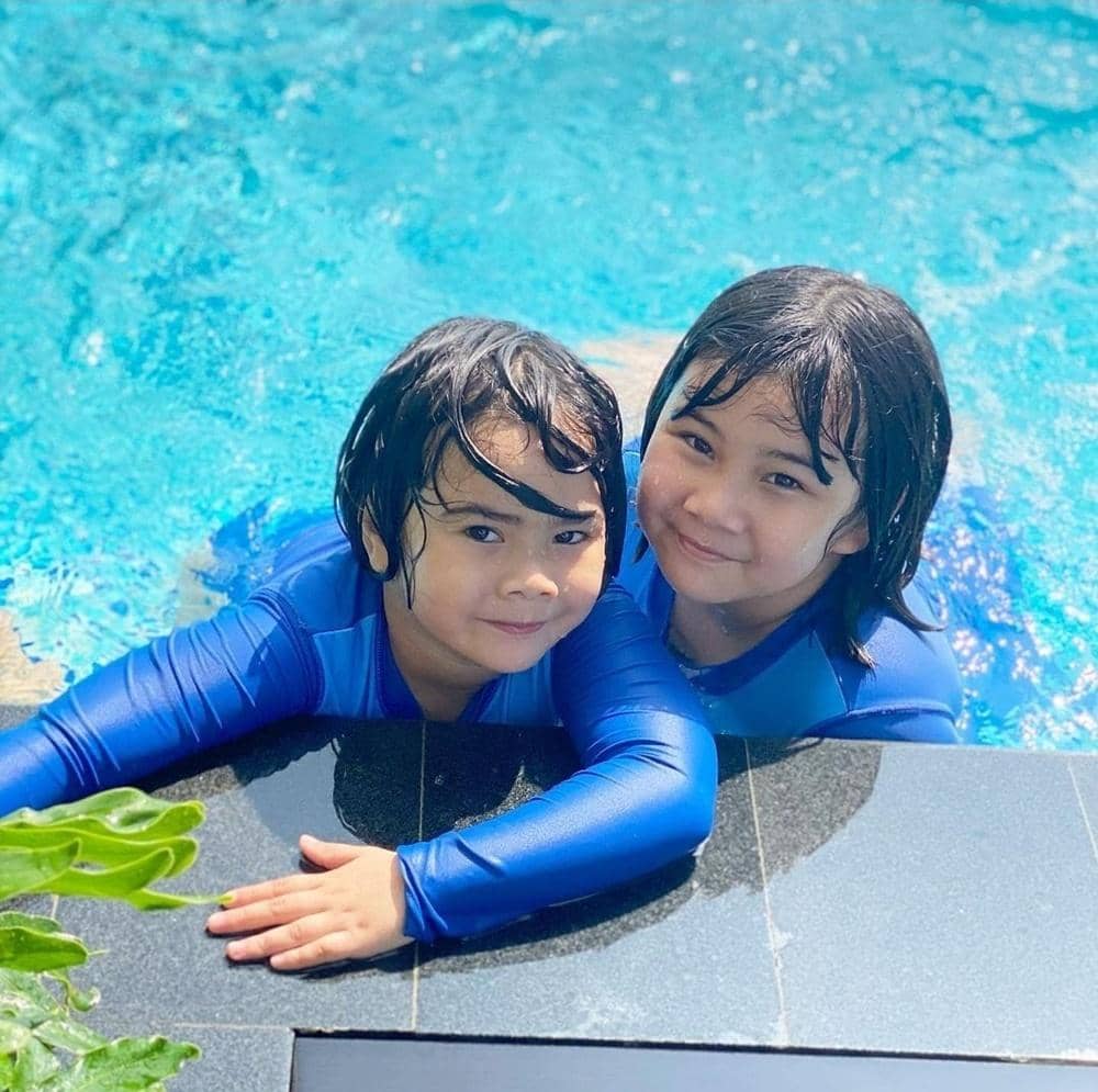 instagram.com/astridtiar127