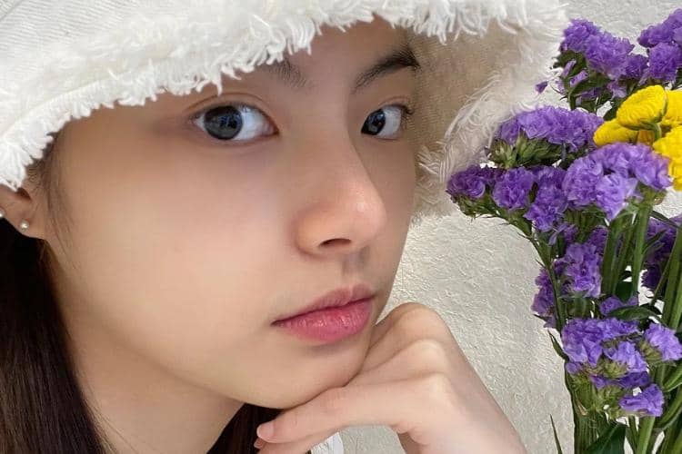 instagram.com/red._.yeji_