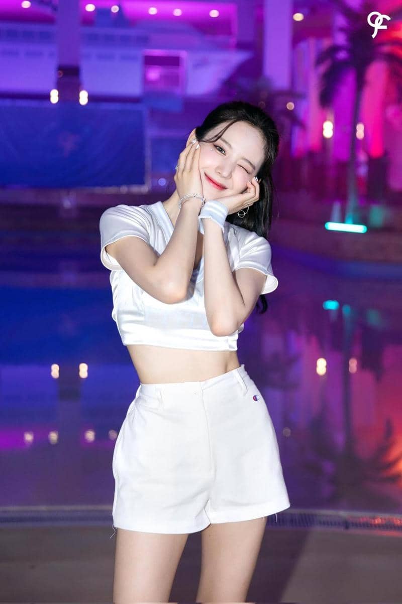 twitter.com/JGRfacts