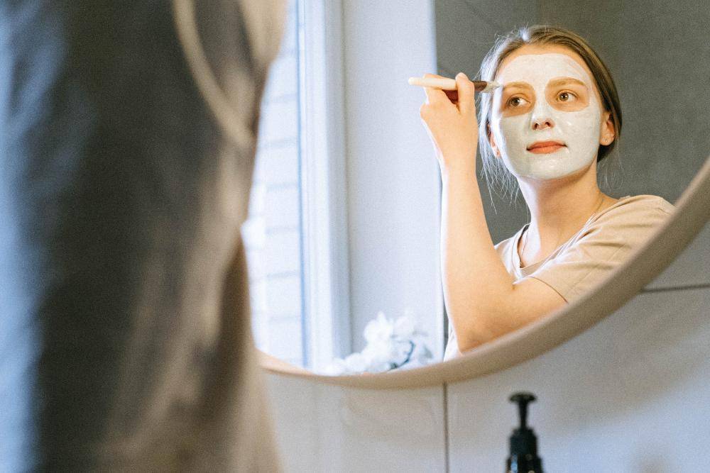 7 Masker Wajah Alami untuk Kulit Berminyak dan Berjerawat 