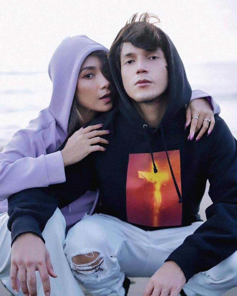 instagram.com/dindakirana.s