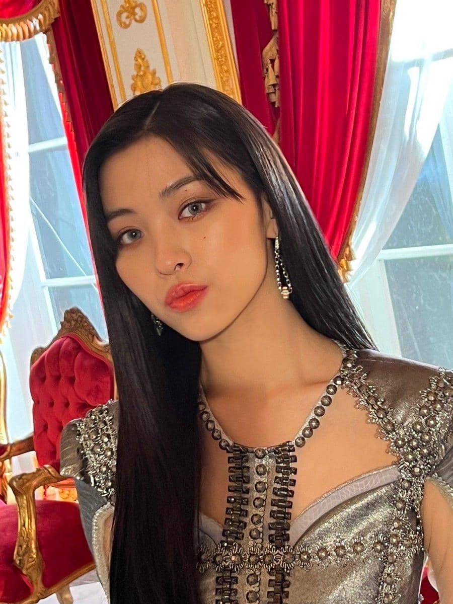 twitter.com/ITZYofficial